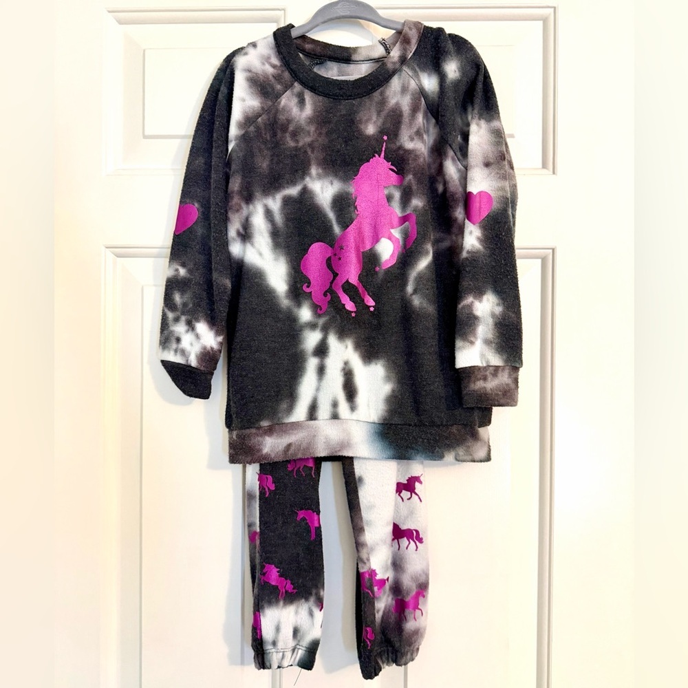 Chaser Kids Tie Dye Unicorn 🦄 Lounge/Sweatsuit Set - Black and Purple - Picture 2 of 8